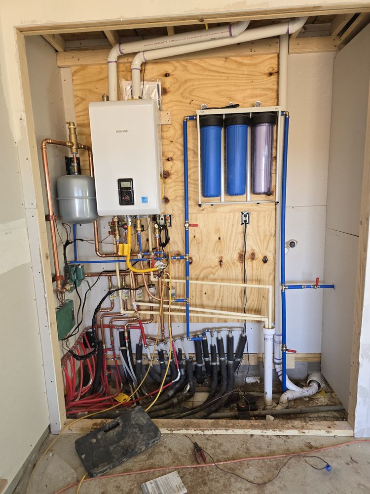 Slide of D&V Plumbing