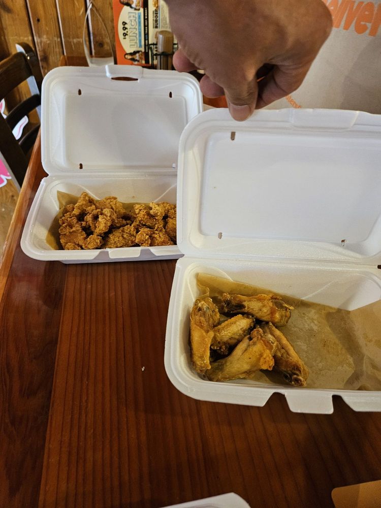 Social spots from Hooters