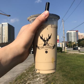 The Alley - Royal No. 9 Milk Tea with Pudding - Bubble Tea Near Me - Waterloo, Ontario The Alley - Royal No. 9 Milk Tea with Pudding - Bubble Tea Near Me - Waterloo, Ontario
