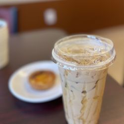 Angela's Pastries - 16oz Iced Honey Lavender Latte