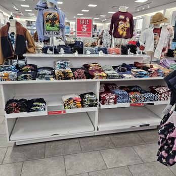 The Children's Place - Sale on tshirts - Children's Clothing Near Me - Valencia, California The Children's Place - Sale on tshirts - Children's Clothing Near Me - Valencia, California