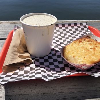 Novelli's Crab & Seafood - Large Crab Chowder and Garlic Bread - Seafood Markets Near Me - Florence, Oregon Novelli's Crab & Seafood - Large Crab Chowder and Garlic Bread - Seafood Markets Near Me - Florence, Oregon