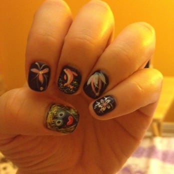 Rainbow Nails - Nail Salons Near Me - Toronto, Ontario