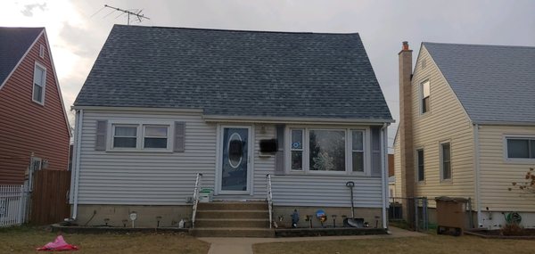Roofing Projects - Spring is around the corner! Leaking Roof or just need repairs? J&H Renovations is here for all your roofing needs! Contact us today for a free estimate!
