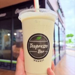 Teapresso Bar - Ka Makana Ali’i - Avocado smoothie please