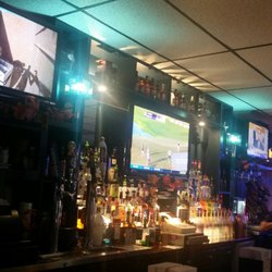 C Mulligans Pub