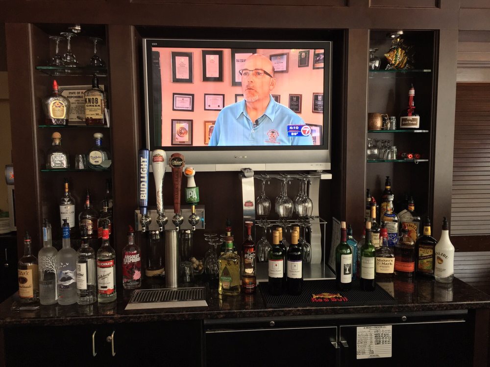 Cilantro's Restaurant & Lounge Image