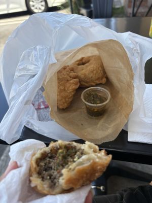 Guido's/FURNO'S Pizza & Empanadas Argentinas by null