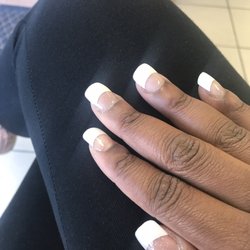 Pro Nail Salon - Gel manicure
