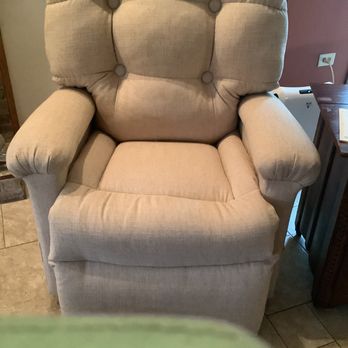 Paul's Upholstery - Closer view... - Furniture Reupholstery Near Me - Orland Park , Illinois Paul's Upholstery - Closer view... - Furniture Reupholstery Near Me - Orland Park , Illinois