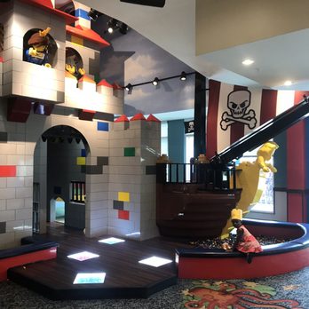 LEGOLAND Hotel - Legoland Hotel indoor playground - Hotels Near Me - Winter Haven, Florida LEGOLAND Hotel - Legoland Hotel indoor playground - Hotels Near Me - Winter Haven, Florida