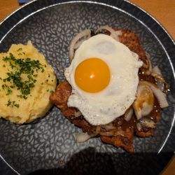 Eckstein - Schnitzel and Mash