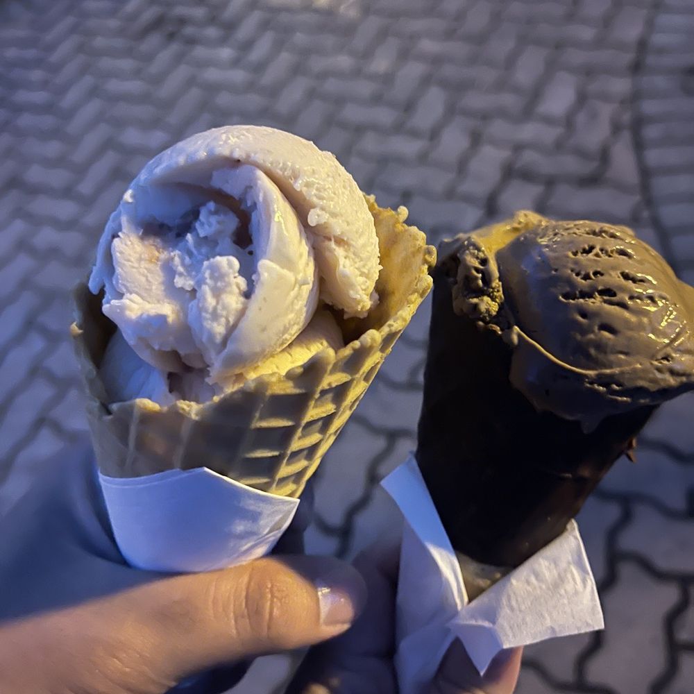 Cap’s Ice Cream - Strawberry and Chocolate Ganache - Ice Cream & Frozen Yogurt Near Me - Mount Prospect, Illinois