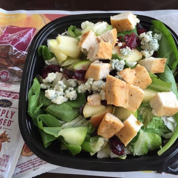 Wendy's - Chicken pecan salad - Fast Food Near Me - Encinitas, California