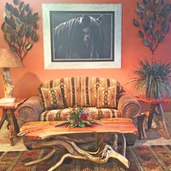 5th & Main Furniture by Freed's - Western Interiors