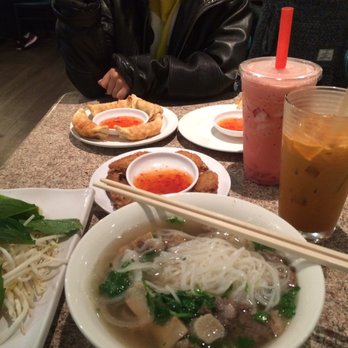 Pho Ha - Oxtail Pho, chicken wings, potstickers, Thai tea & Strawberry bubble tea with lychee jellies - Vietnamese Near Me - Shoreline, Washington