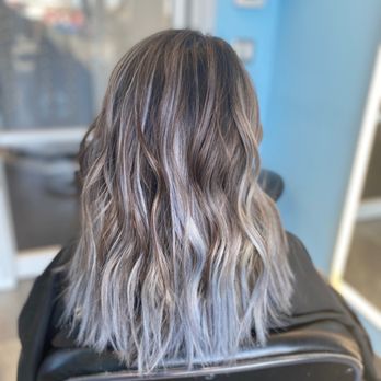Andy Le - Hair Stylists Near Me - Lynnwood, Washington