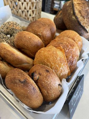 LuckyBolt Kitchen + Bakery by null