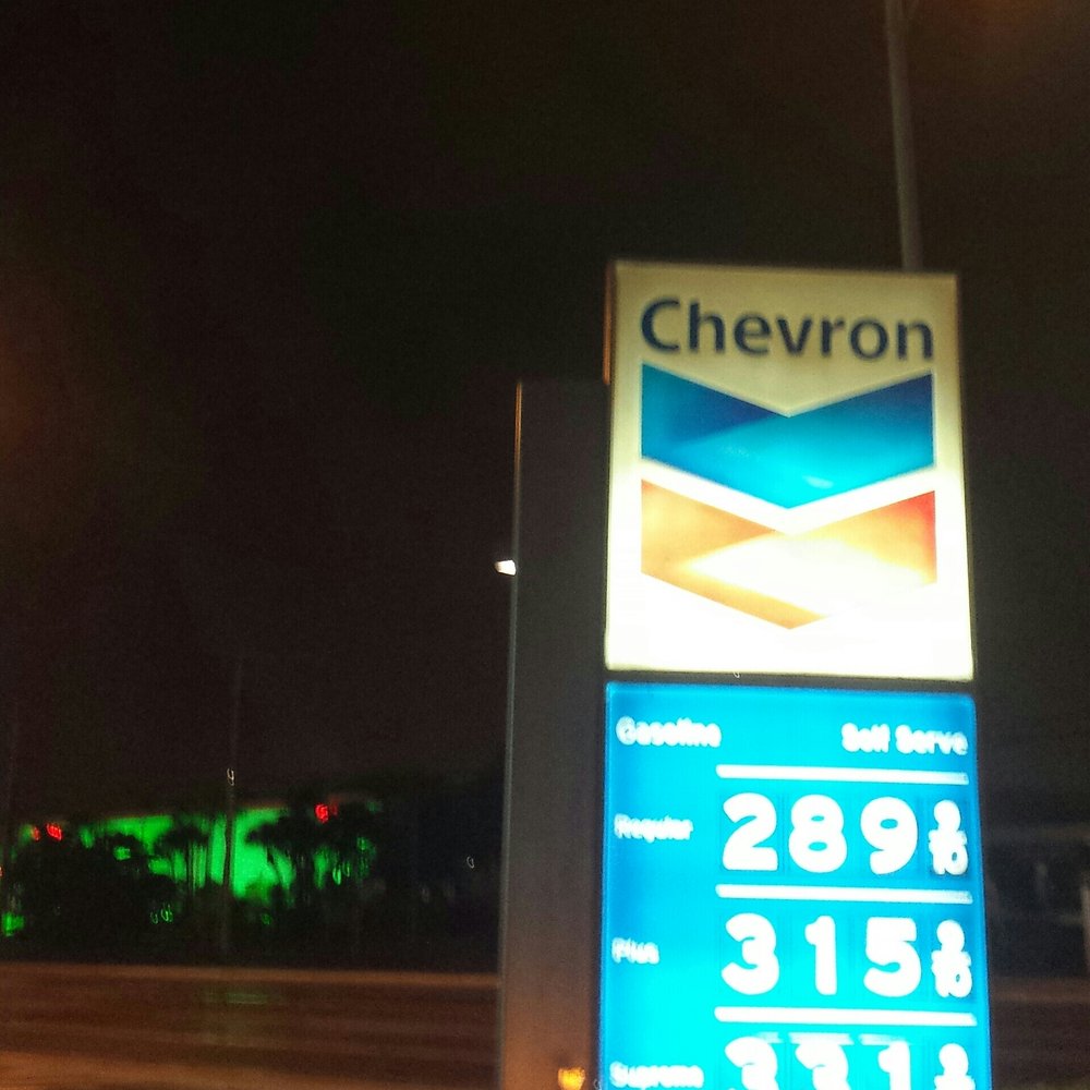 Chevron Station Inc Number 439 - Whenever viewing this photo, always observe these gas prices. - Gas Stations Near Me - Miami, Florida Chevron Station Inc Number 439 - Whenever viewing this photo, always observe these gas prices. - Gas Stations Near Me - Miami, Florida
