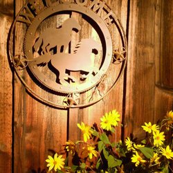 Cascade Hollow Lodge B & B - It is our goal to be gracious and welcoming to all our guest ... come and see! :-)