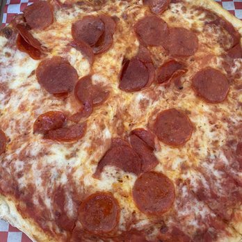 Union Pizza Company - Pepperoni Ny Thin Crust Pizza - Pizza Near Me - Manhattan Beach, California Union Pizza Company - Pepperoni Ny Thin Crust Pizza - Pizza Near Me - Manhattan Beach, California