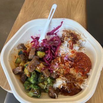 sweetgreen - Healthy Salads, Wraps, and Bowls - KBBQ STEAK PLATE - Salad Near Me - Dallas, Texas sweetgreen - Healthy Salads, Wraps, and Bowls - KBBQ STEAK PLATE - Salad Near Me - Dallas, Texas