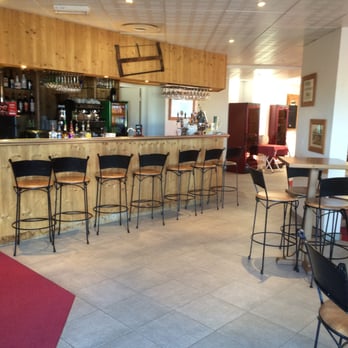 La Belle Table - French Near Me - Orcières, 05