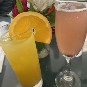 Beacon  Falls  Cafe - Screw driver and mango passion fruit peach raspberry mimosa - New American Near Me - Beacon, New York