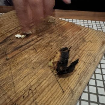 Avec River North - Burnt bits of flatbread, it was delicious besides these portions - Mediterranean Near Me - Chicago, Illinois