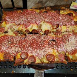 Detroit Style Pizza