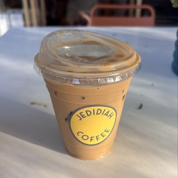 Jedidiah Coffee - Salted maple latte - Coffee & Tea Near Me - Laguna Beach, California