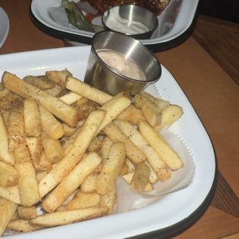 TØRST - Wings and fries - Pubs Near Me - Brooklyn, New York