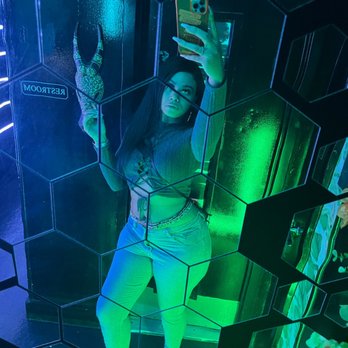 Lowkey Garden Lounge - Bathroom hallway mirror - Lounges Near Me - Forest Hills, New York Lowkey Garden Lounge - Bathroom hallway mirror - Lounges Near Me - Forest Hills, New York