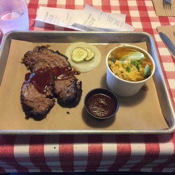 Armadillo Willy's BBQ - certified brisket - American Near Me - Sunnyvale, California