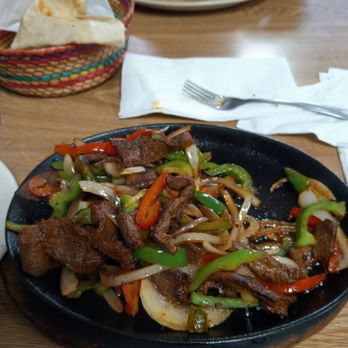 Taqueria El Maguey - Beef fajitas - Mexican Near Me - Modesto, California