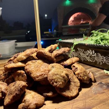 Red Oven - Pizza Near Me