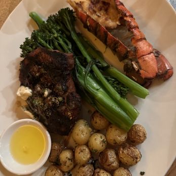 Seasons 52 - Filet Mignon and Maine Lobster Tail - New American Near Me - Kansas City, Missouri Seasons 52 - Filet Mignon and Maine Lobster Tail - New American Near Me - Kansas City, Missouri
