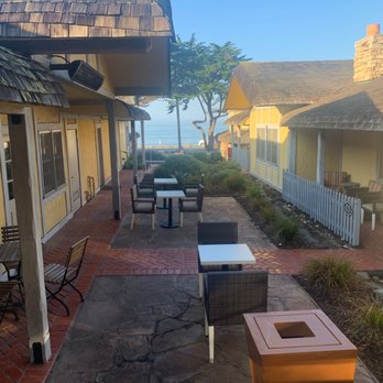 Fogcatcher Inn - Picture of outside family suite. - Hotels Near Me - Cambria, California Fogcatcher Inn - Picture of outside family suite. - Hotels Near Me - Cambria, California