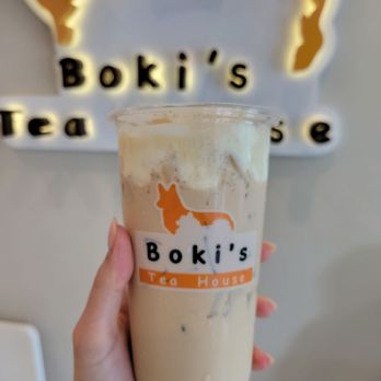 Boki’s Tea House - Raosted oolong milk tea with cheese foam - Bubble Tea Near Me - Chicago, Illinois