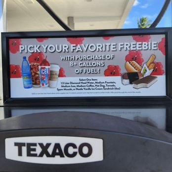 Texaco - For all you short people (like me), who didn't see this. - Gas Stations Near Me - Kapolei, Hawaii Texaco - For all you short people (like me), who didn't see this. - Gas Stations Near Me - Kapolei, Hawaii