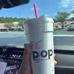 Pop Drinks - Love the pink straws