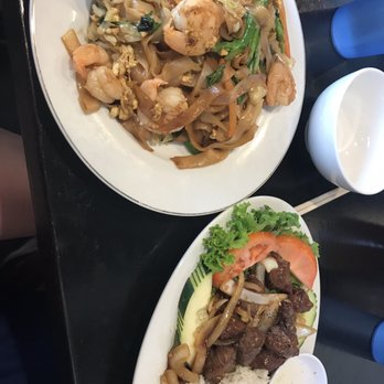 NOODLEMii - 21. Diced of Filet Mignon with Rice Pad See Ew Fried Noodle - Chinese Near Me - Diamond Bar, California NOODLEMii - 21. Diced of Filet Mignon with Rice Pad See Ew Fried Noodle - Chinese Near Me - Diamond Bar, California
