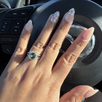 US Nails - Renton - Nail Salons Near Me - Renton, Washington