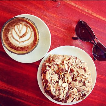 Absolute Coffee - A cortado & a BIG dulce de leche doughnut! (IG Credit: @gjsomi) - Coffee & Tea Near Me - Brooklyn, New York