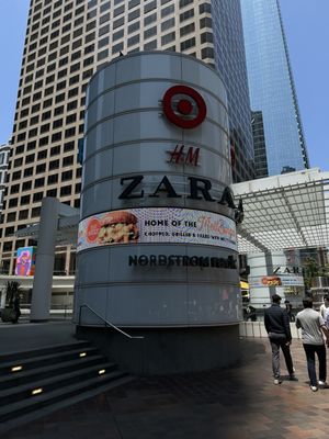 Taste Food Hall by null