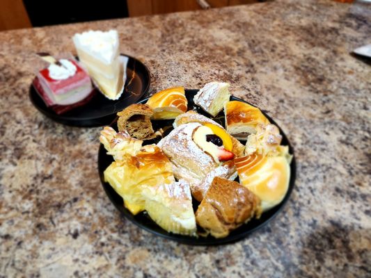 BF Bakery & Cafe by null