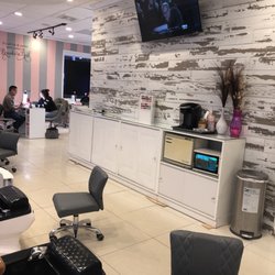 Pink Salon