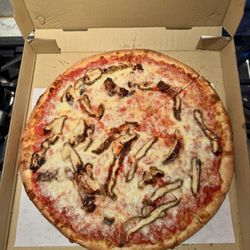 Big Chefs Pizza - Chicken parm pizza