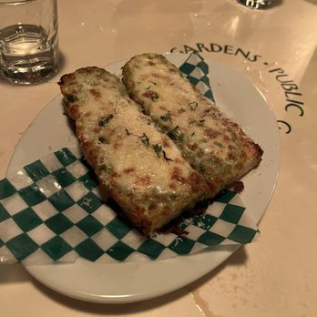 Public Gardens - Garlic bread with cheese - Italian Near Me - Toronto, Ontario