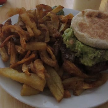 The Bird - Fat Stingy Gonzalez Burger - Burgers Near Me - Berlin, BE The Bird - Fat Stingy Gonzalez Burger - Burgers Near Me - Berlin, BE